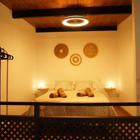 Feriehus Loft Moderno, Jacuzzi Y Bbq San Isidro (Tenerife)