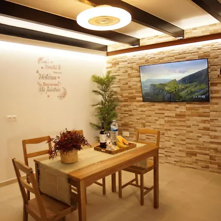 Casa de Férias Loft Moderno, Jacuzzi Y Bbq San Isidro (Tenerife)